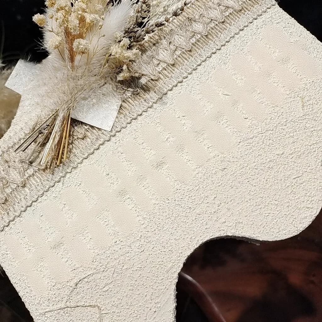 Růžové kočičí oko nalepovací nehty, krátký tvar baletky, květinový design