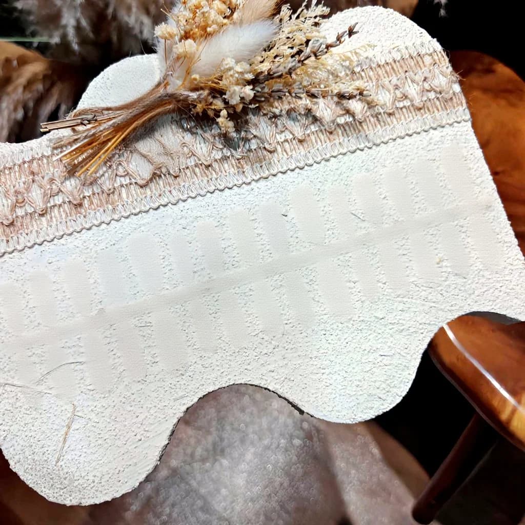 Hnědé nalepovací nehty Cat Eye s hvězdičkami a puntíky
