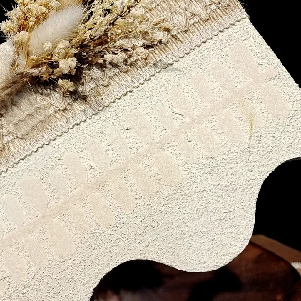 Nalepovací nehty s tečkovaným vzorem, efekt kočičího oka, krátký ovál