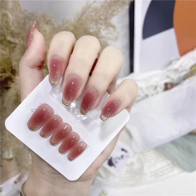 Dlouhé nalepovací nehty ve tvaru rakvičky, sunset blush s měsíčním chromovým finishem