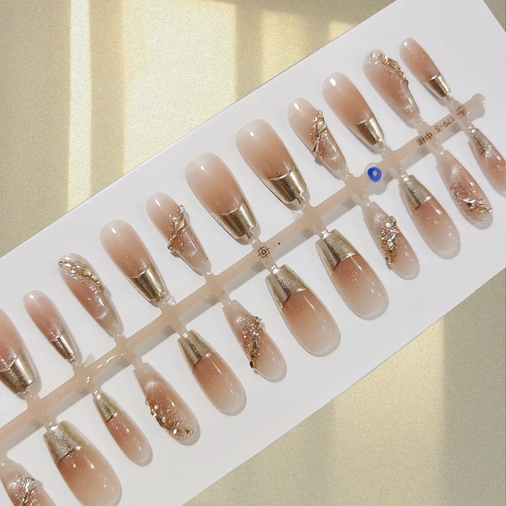 Nalepovací nehty French Tip se zlatým lemem a glitry, 30 ks