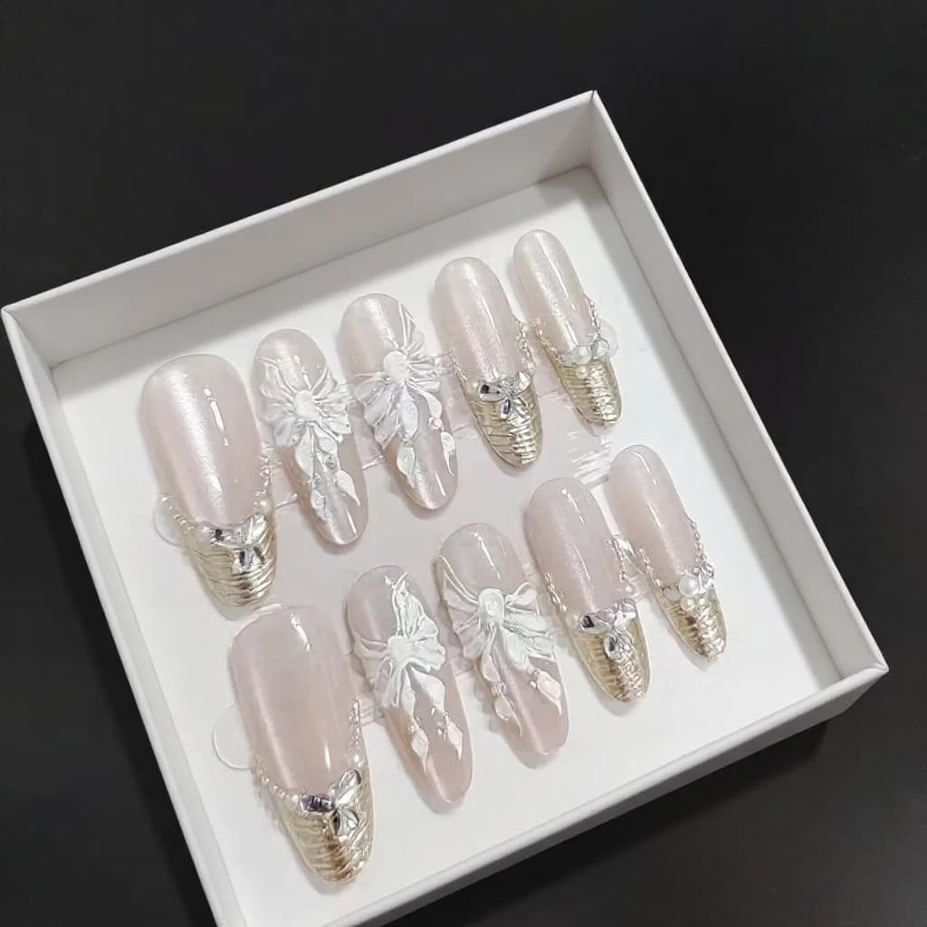 Nalepovací nehty s 3D motýly a květy, dlouhý tvar stiletto