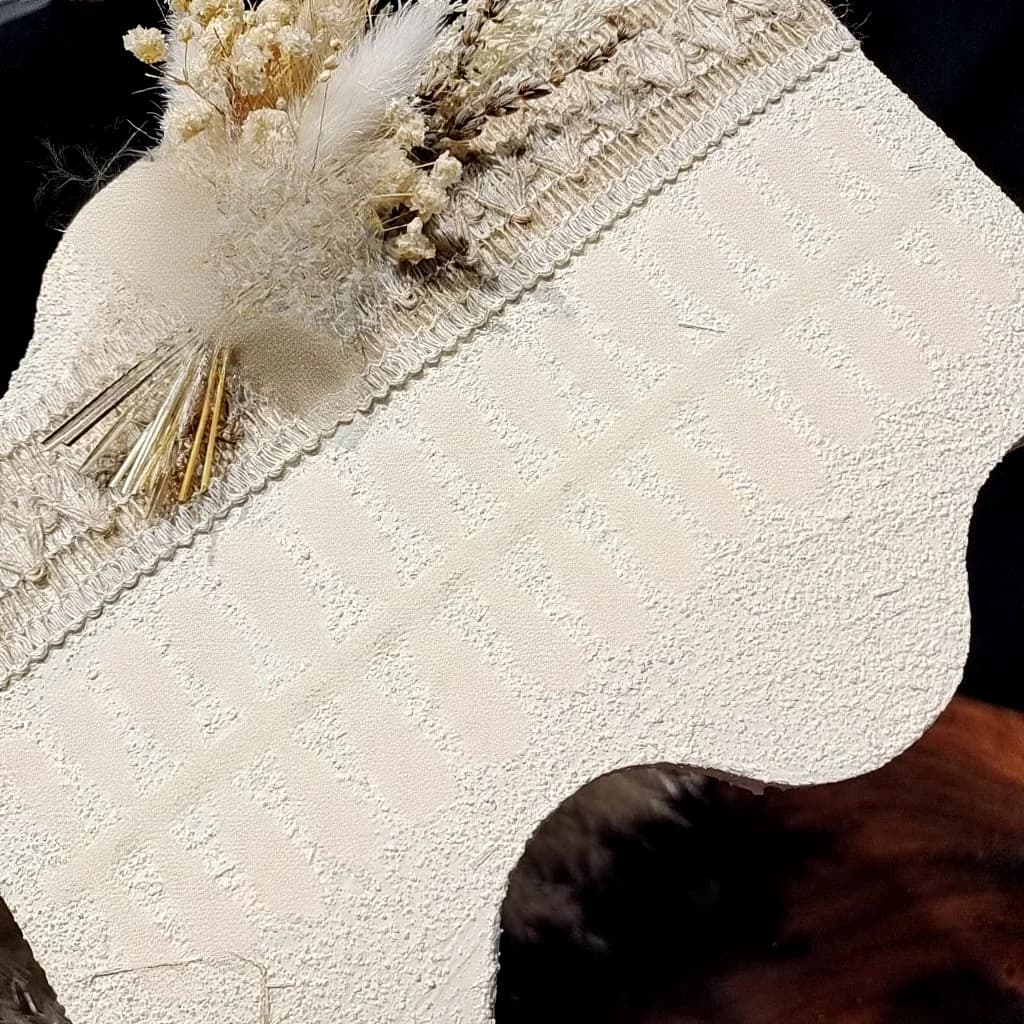 Černé motýlí nalepovací nehty s růžovým tylem a mašlí